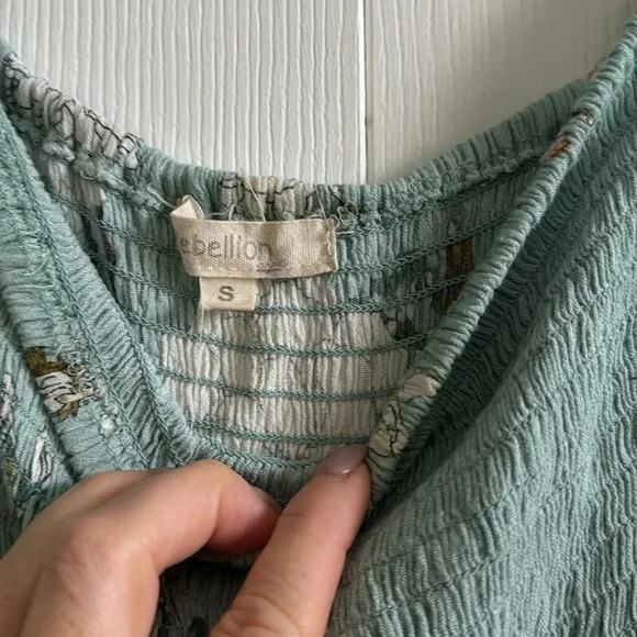 Rebellion off shoulder smocked floral dress size S - Picture 3 of 5